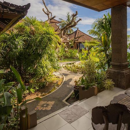 Sunshine Bungalows Amed Buitenkant foto