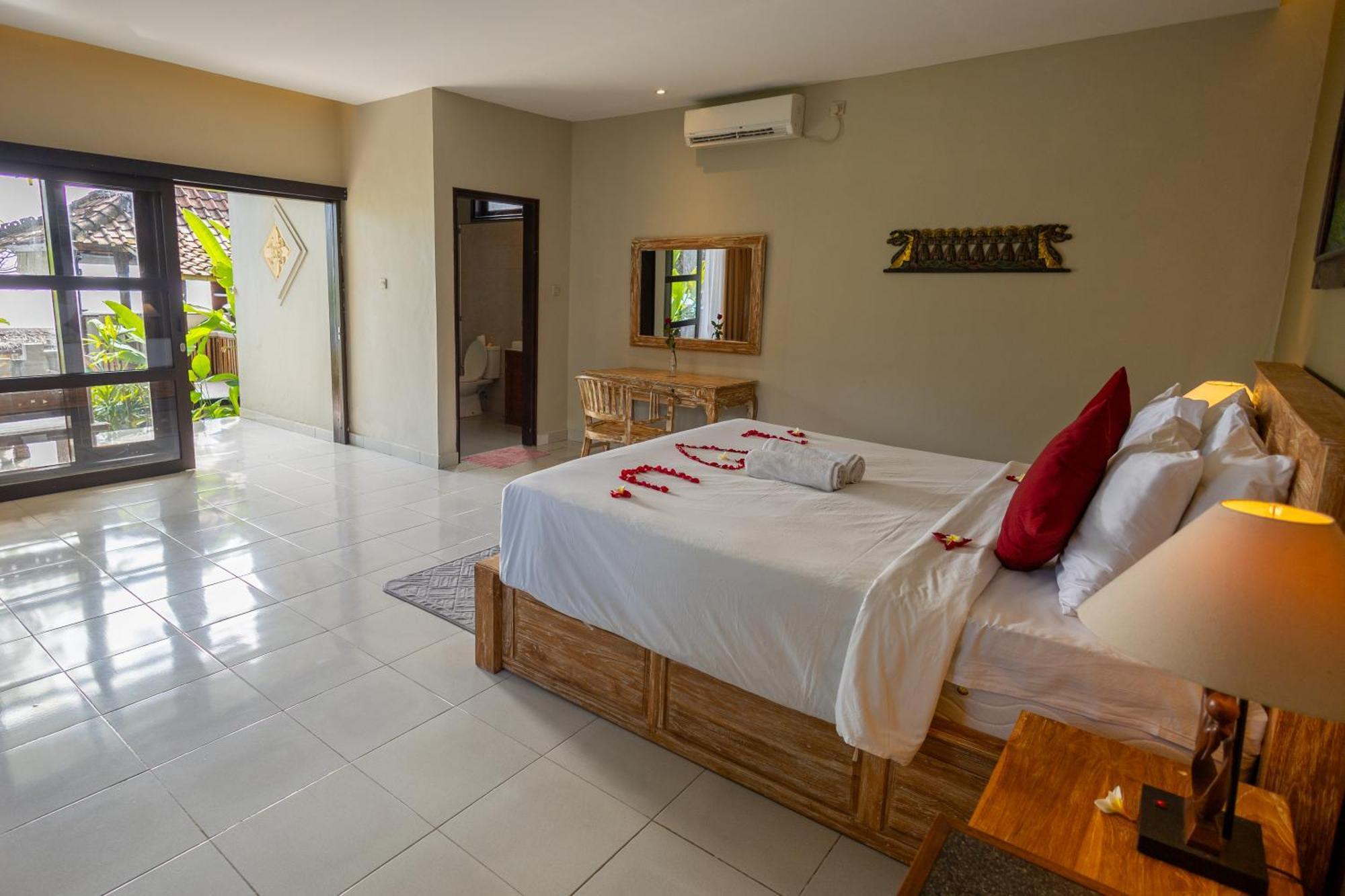 Sunshine Bungalows Amed Buitenkant foto