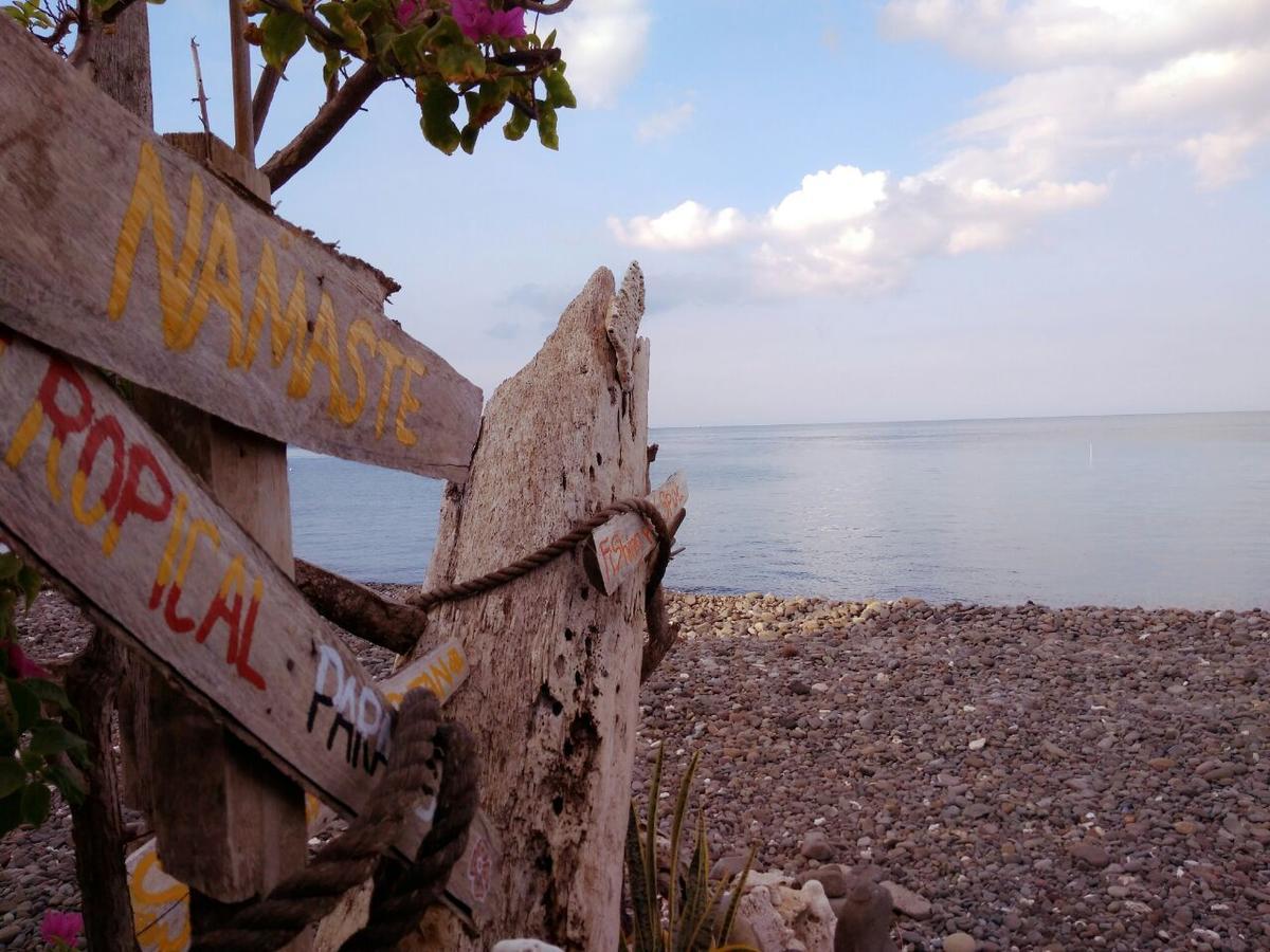 Sunshine Bungalows Amed Buitenkant foto